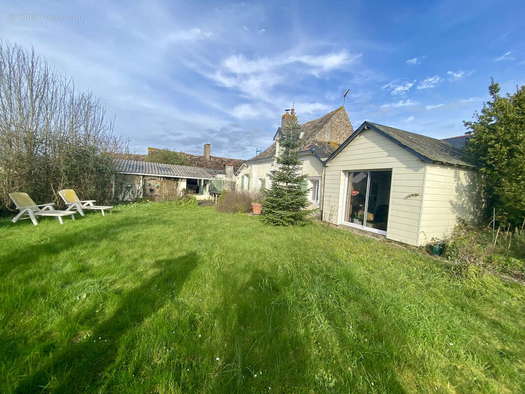 Maison à SAINT-DENIS-D&#039;ORQUES