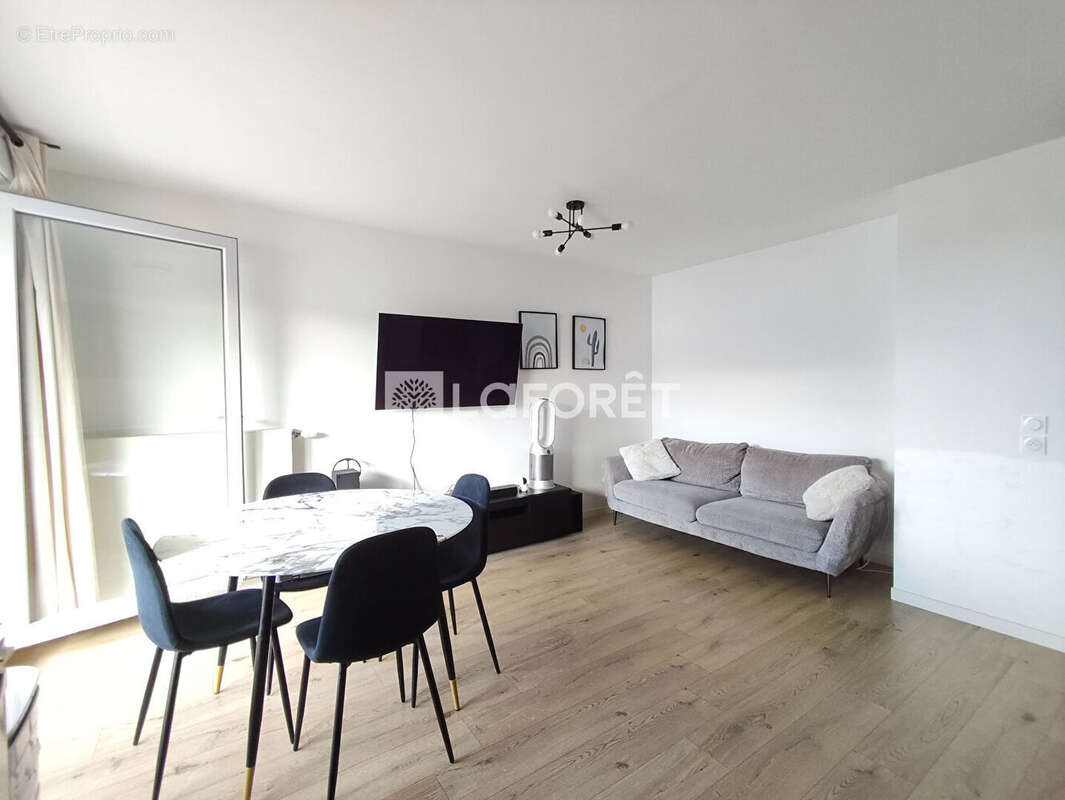 Appartement à BONNEUIL-SUR-MARNE