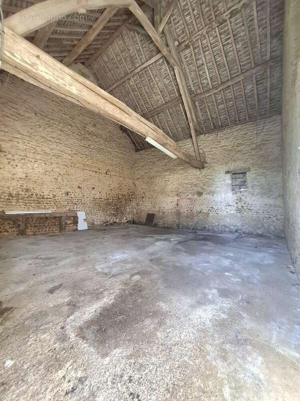 Maison à FRESNAY-SUR-SARTHE