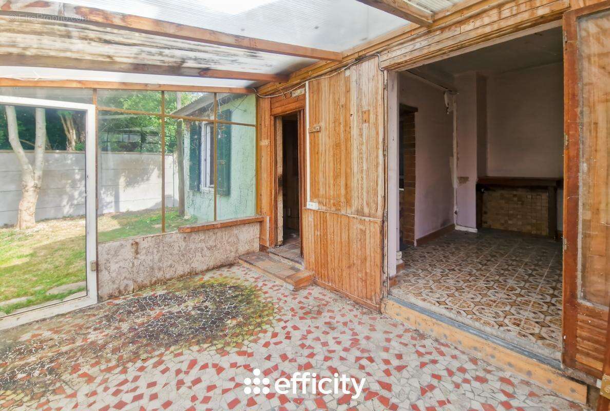 Maison à PONTAULT-COMBAULT