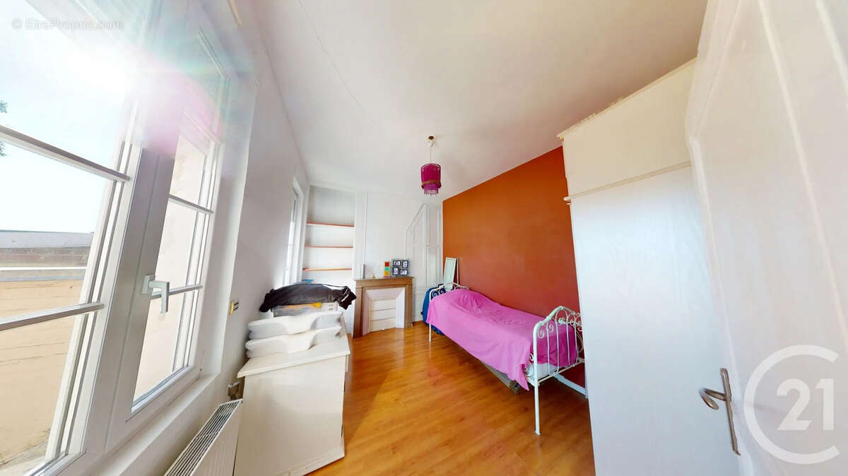 Maison à SAINT-QUENTIN