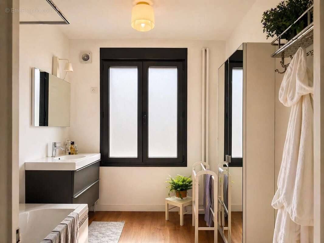 Maison à MONTREUIL
