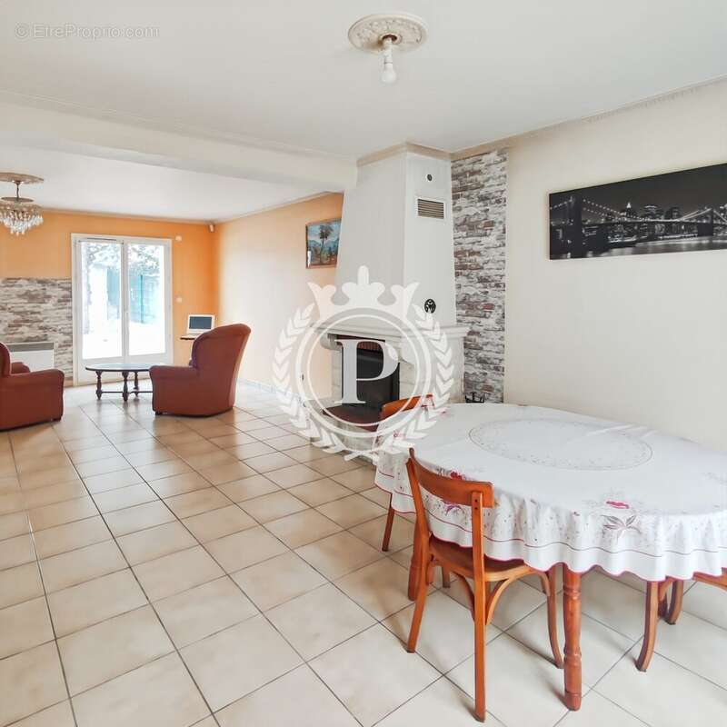 Maison à CLICHY-SOUS-BOIS