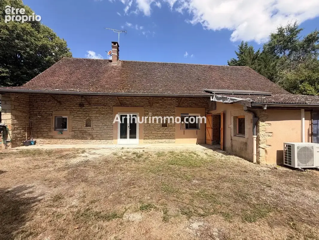 Maison en pierre avec dépendances 150 m² - photo 18