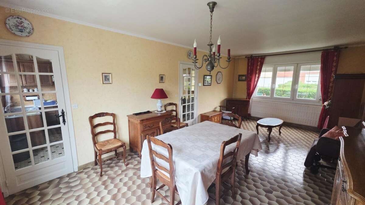 Maison à BEAURAINS