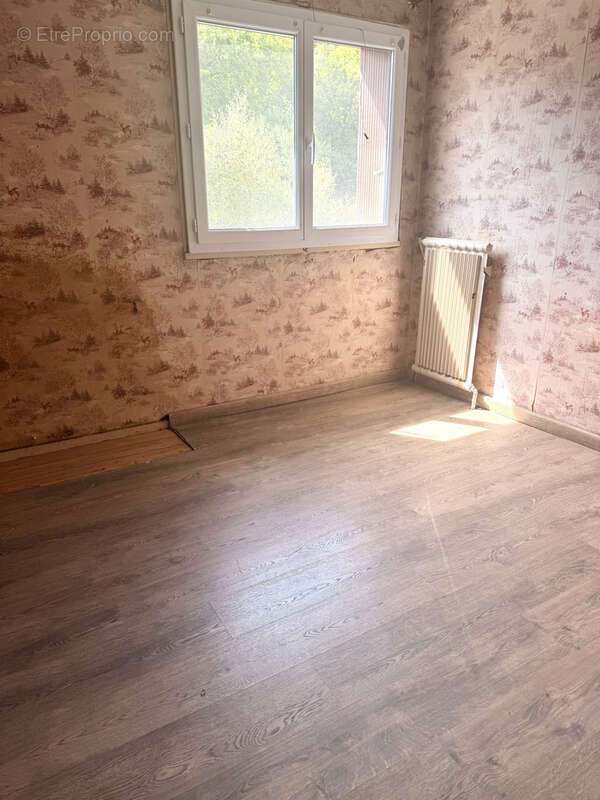 Appartement - 65m2 - 3pièces - photo 3