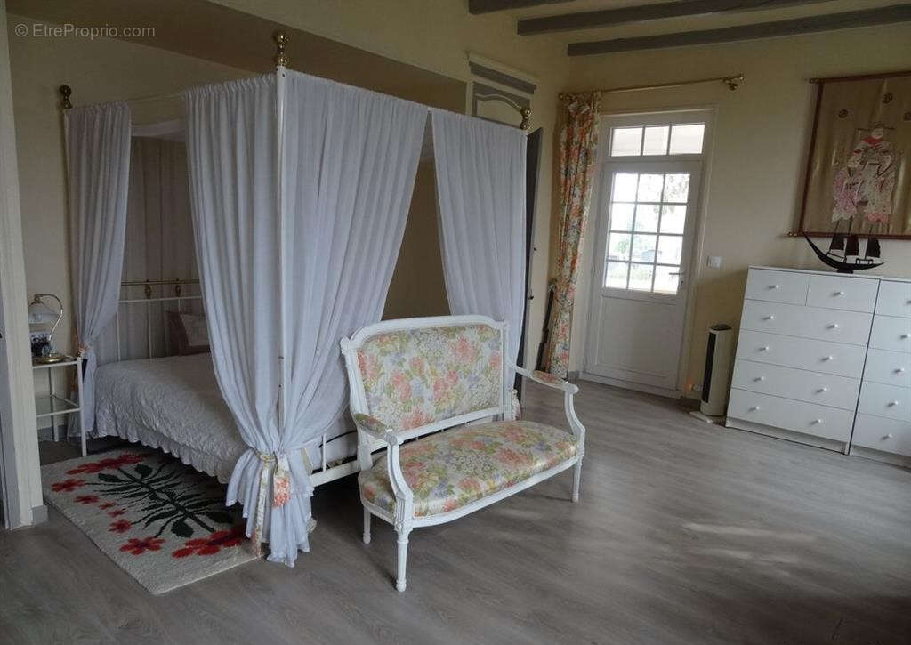 Maison à CLERMONT-DESSOUS