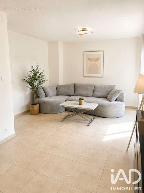 Appartement 55 m² à Nimes  - photo 2