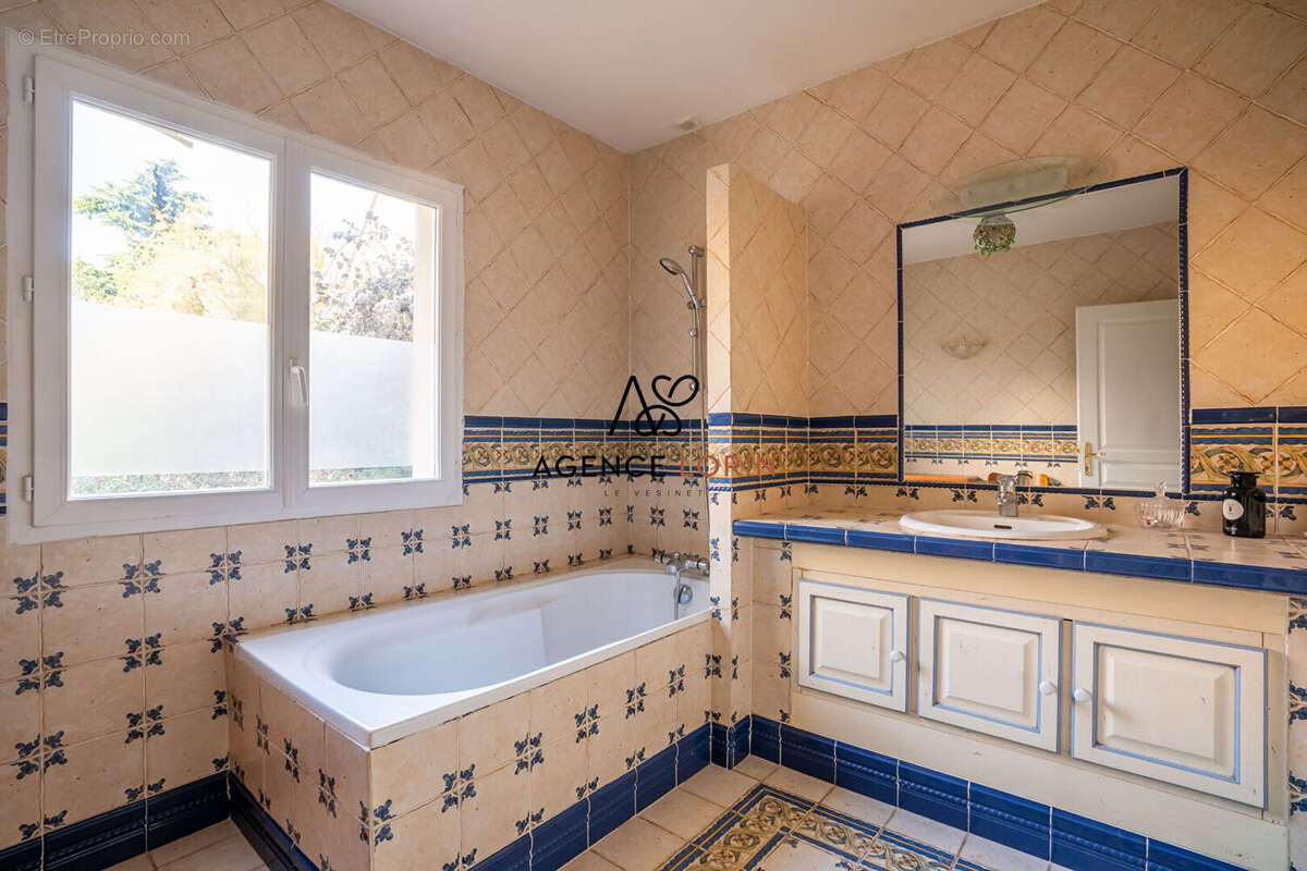 Maison à CARRIERES-SUR-SEINE