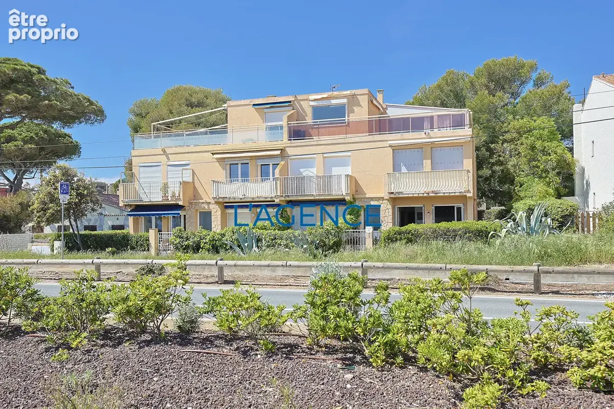 Appartement T2 de 38 m2 avec terrasse FACE A LA MER - photo 11