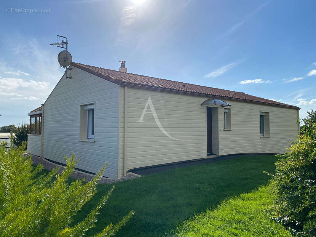 Maison à LONGEVILLE-SUR-MER