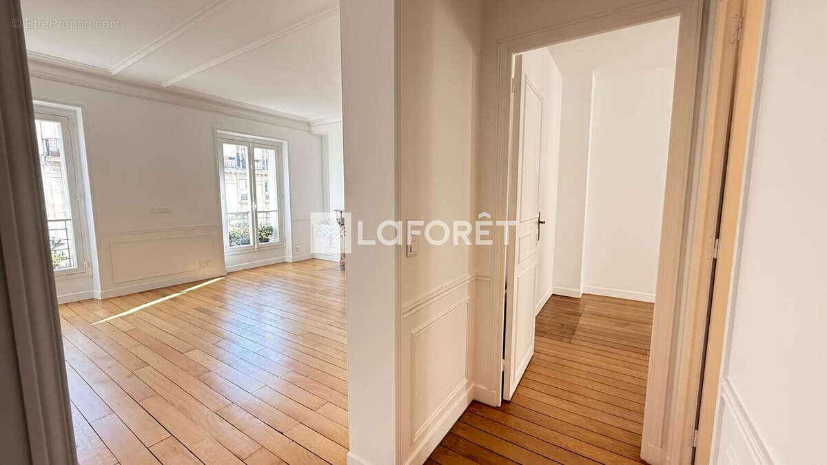 Appartement à PARIS-12E