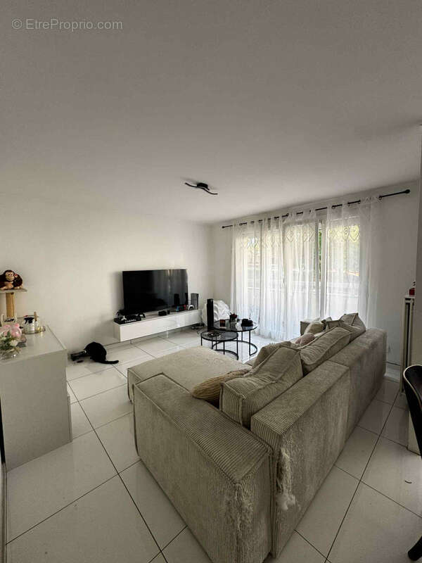 Appartement à PONT-DE-CHERUY