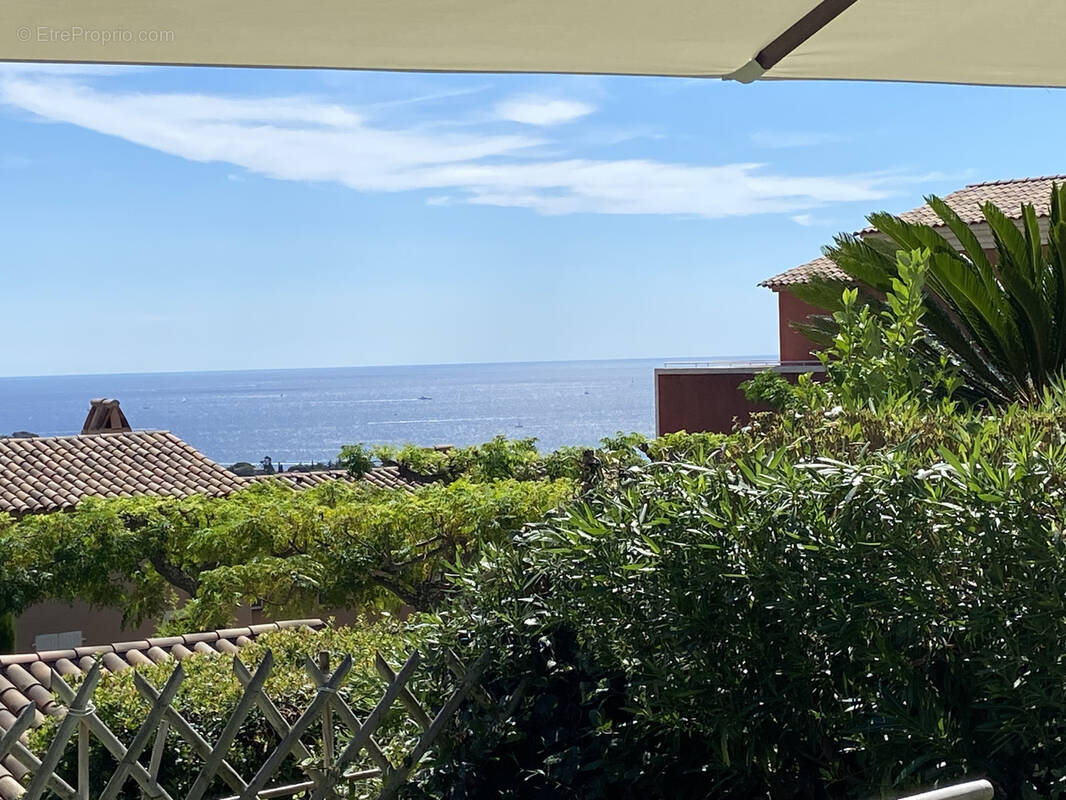 Maison à ROQUEBRUNE-SUR-ARGENS