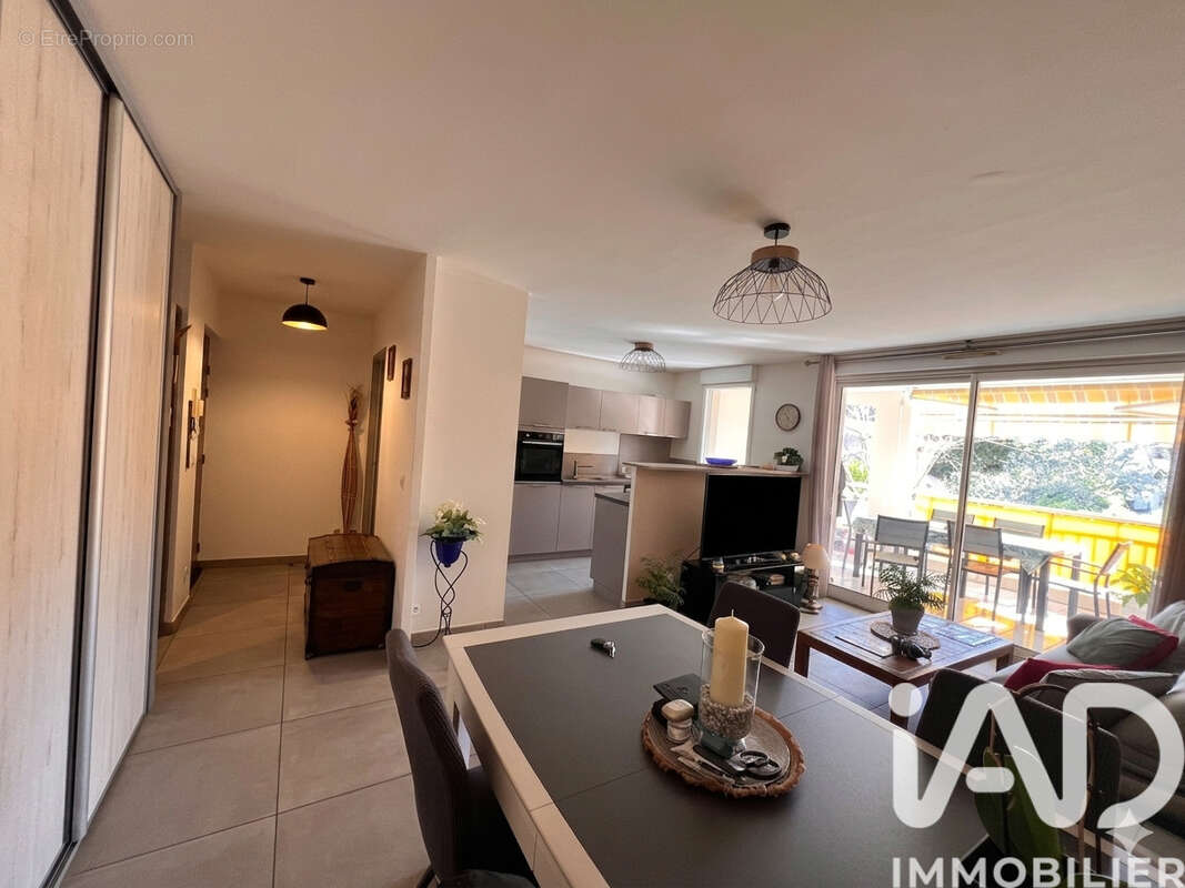 Photo 2 - Appartement à SIX-FOURS-LES-PLAGES