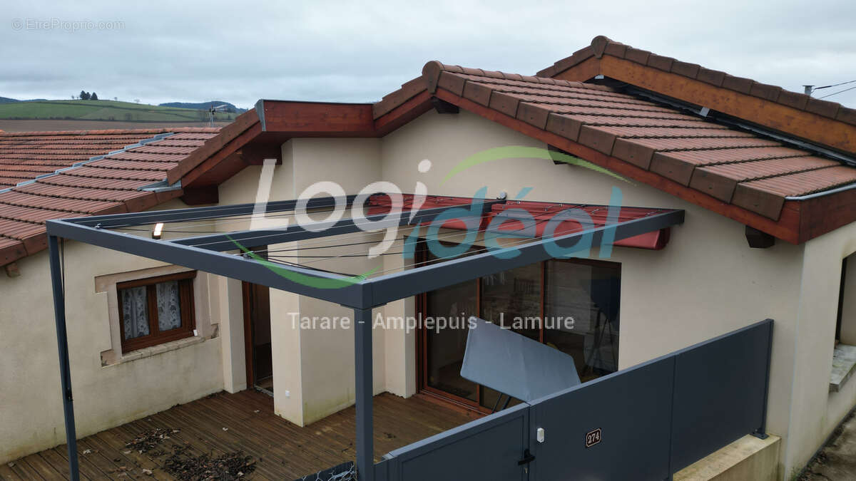 Maison à CLAVEISOLLES