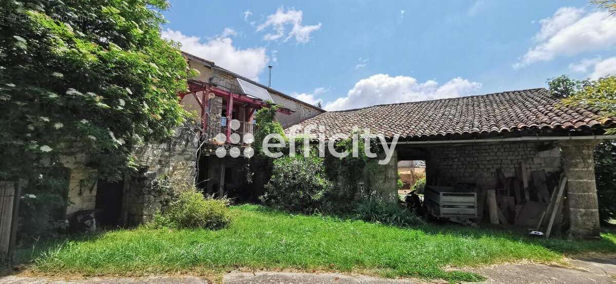 Maison à SOUEL