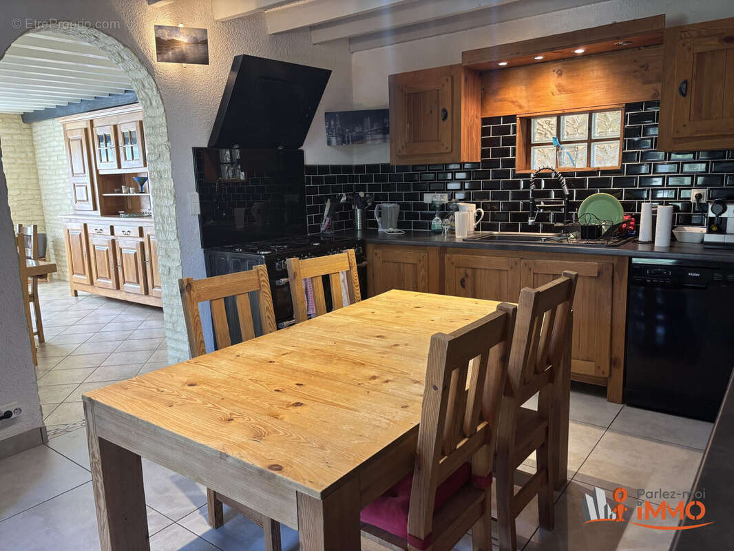 Maison à MONTVERDUN