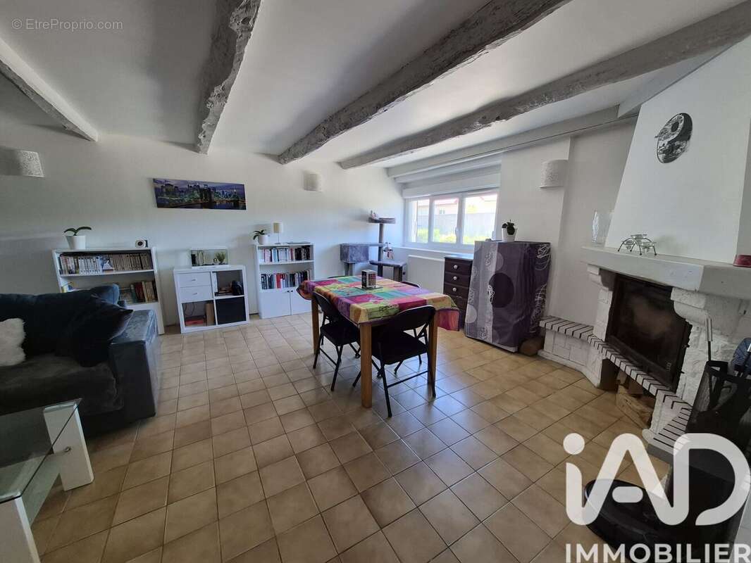 Maison 90 m² à Courbesseaux  - photo 4