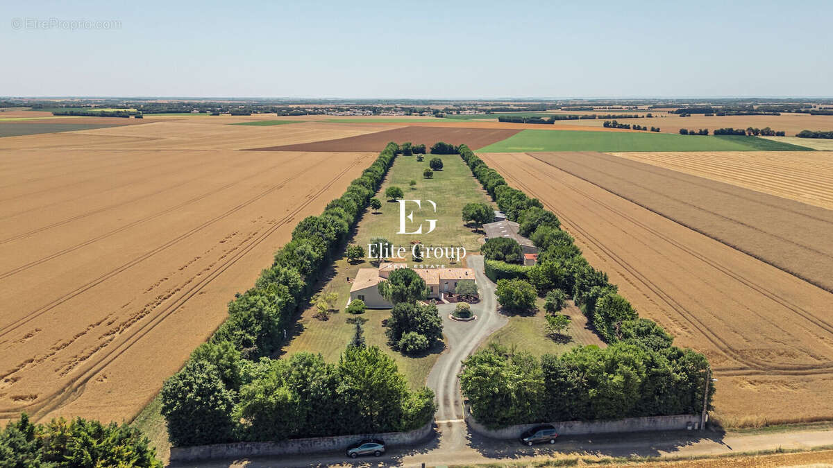Maison à LA ROCHELLE