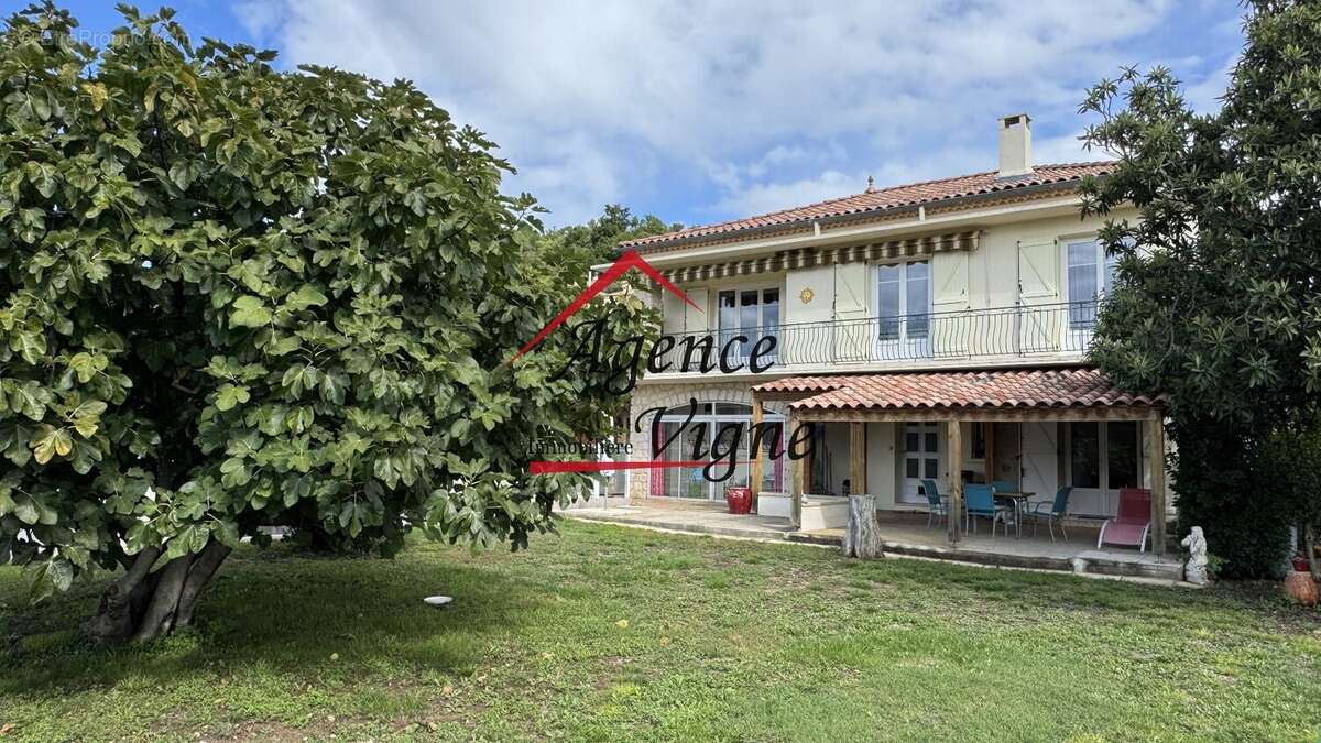 Maison à SAINT-AMBROIX