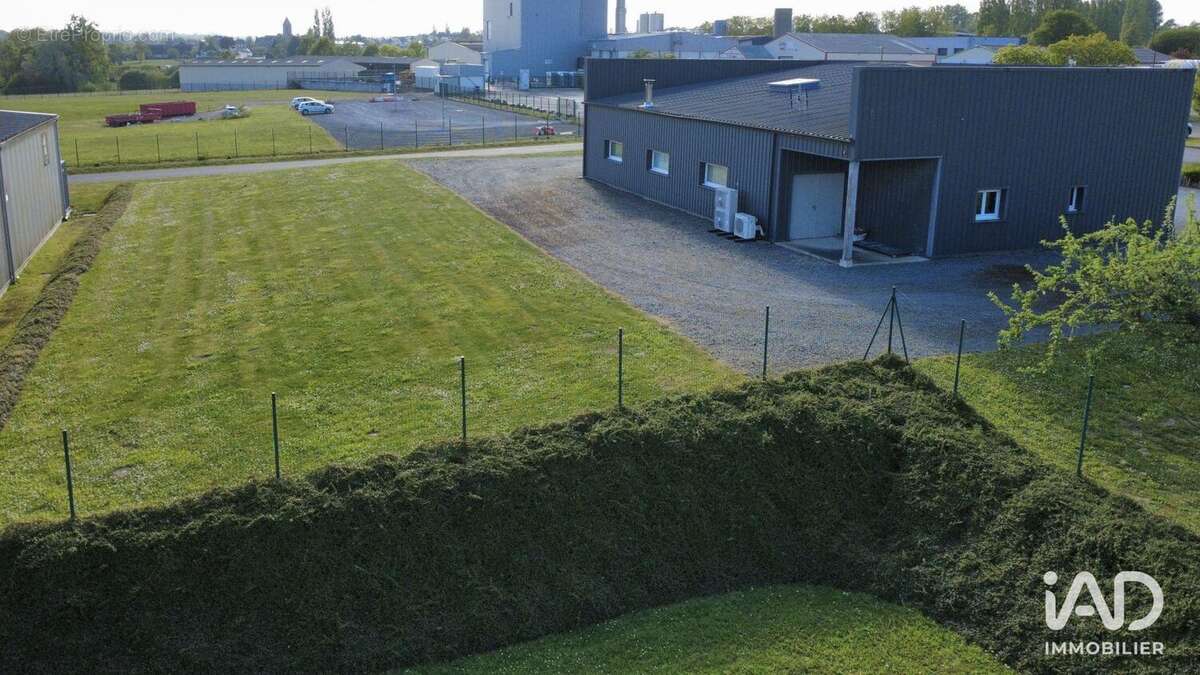 Photo 2 - Commerce à MOYON