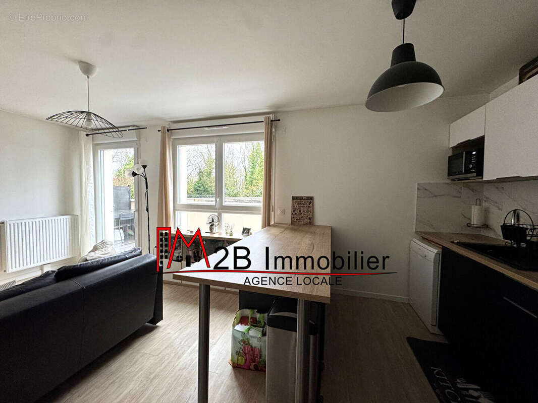 Appartement à SAINT-THIBAULT-DES-VIGNES