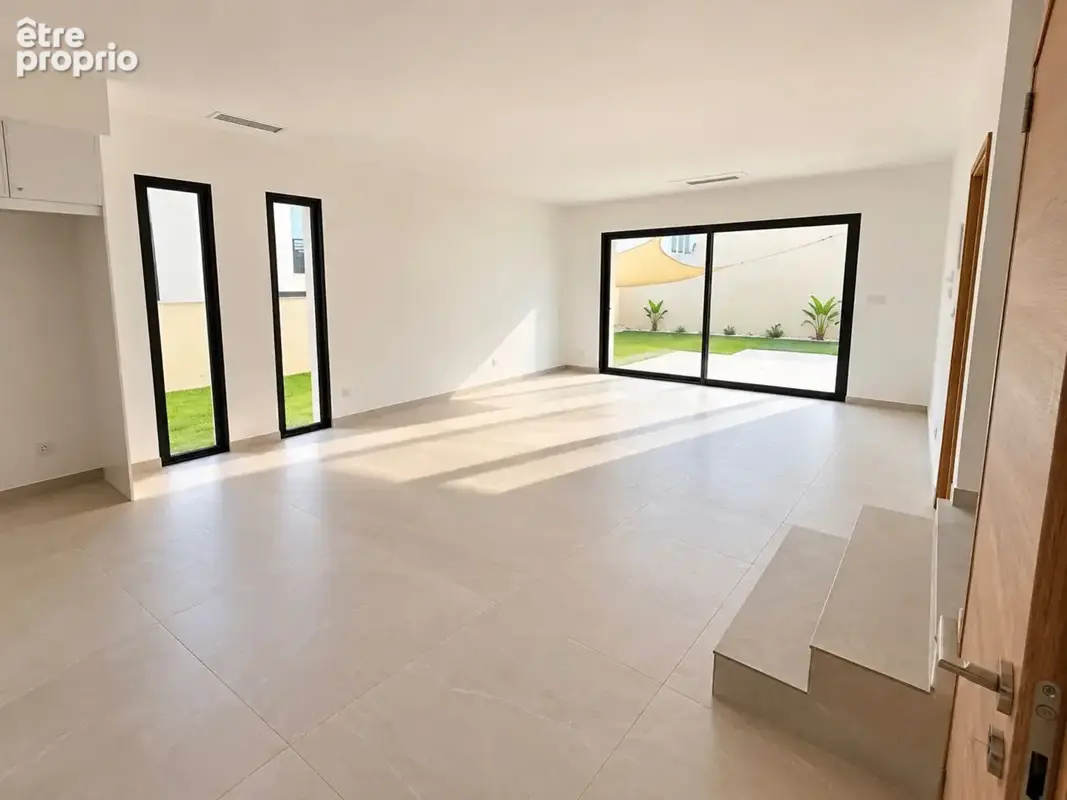 Maison Narbonne 5 pièce(s) 115 m2 - photo 2