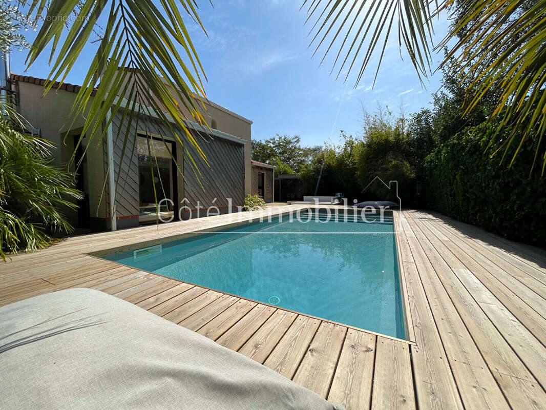 Maison à SAINT-SEBASTIEN-SUR-LOIRE