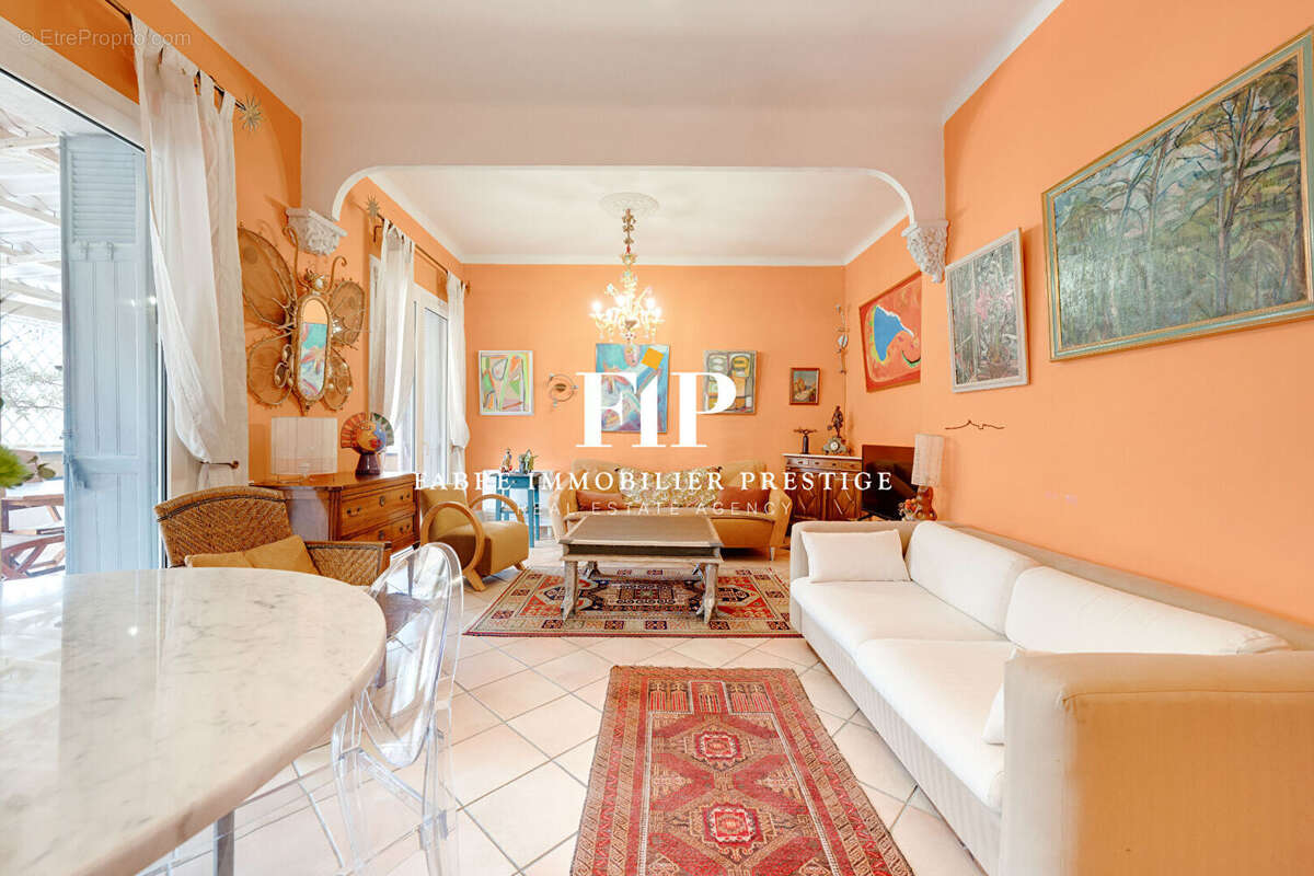 Maison à MARSEILLE-4E