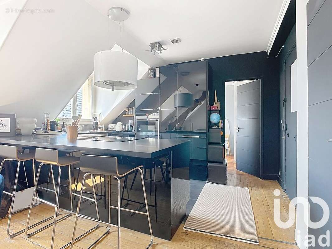 Photo 5 - Appartement à COURBEVOIE