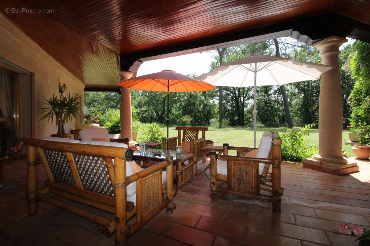 Maison à RIBAUTE-LES-TAVERNES