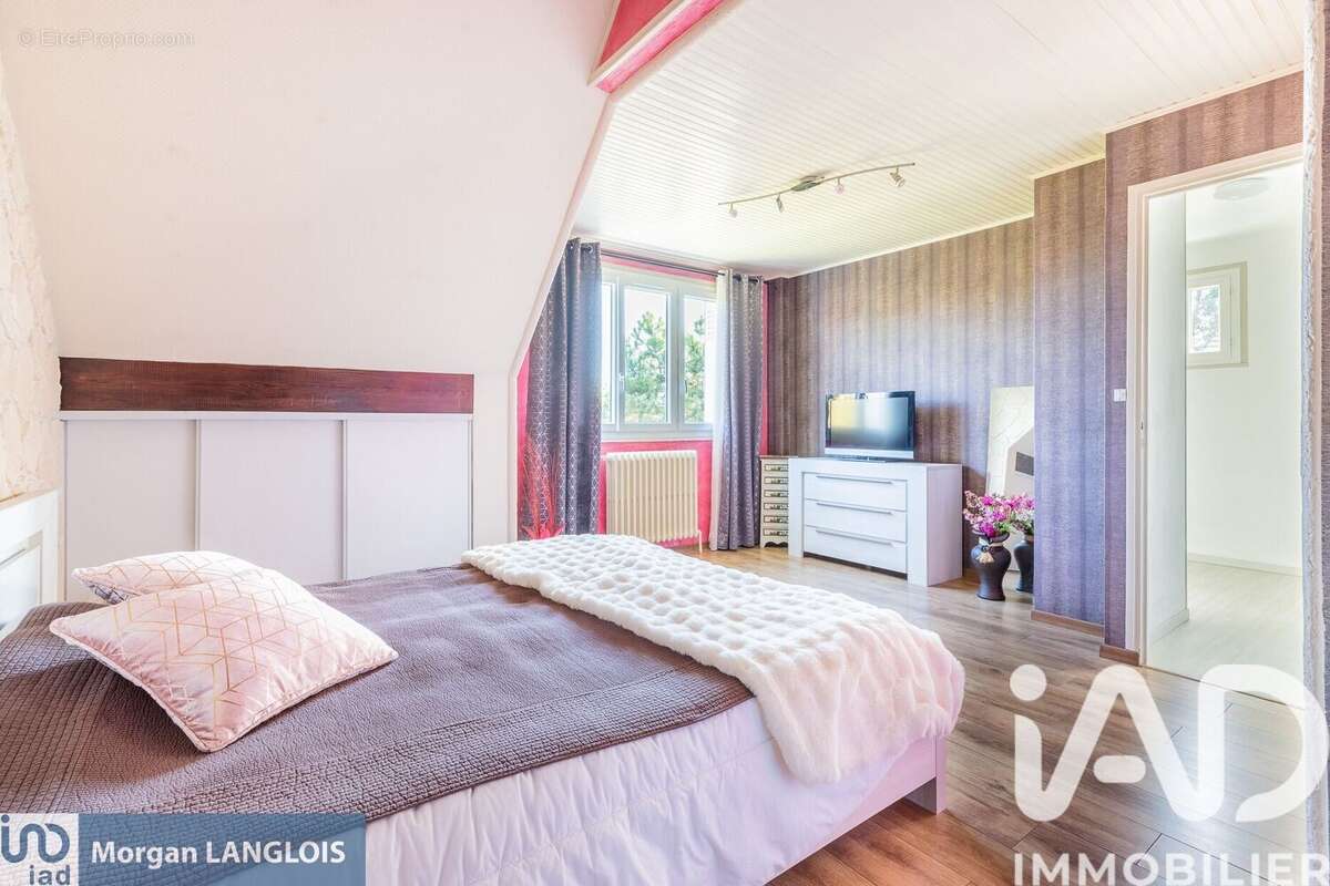Maison 88 m² à Viry-Chatillon  - photo 6