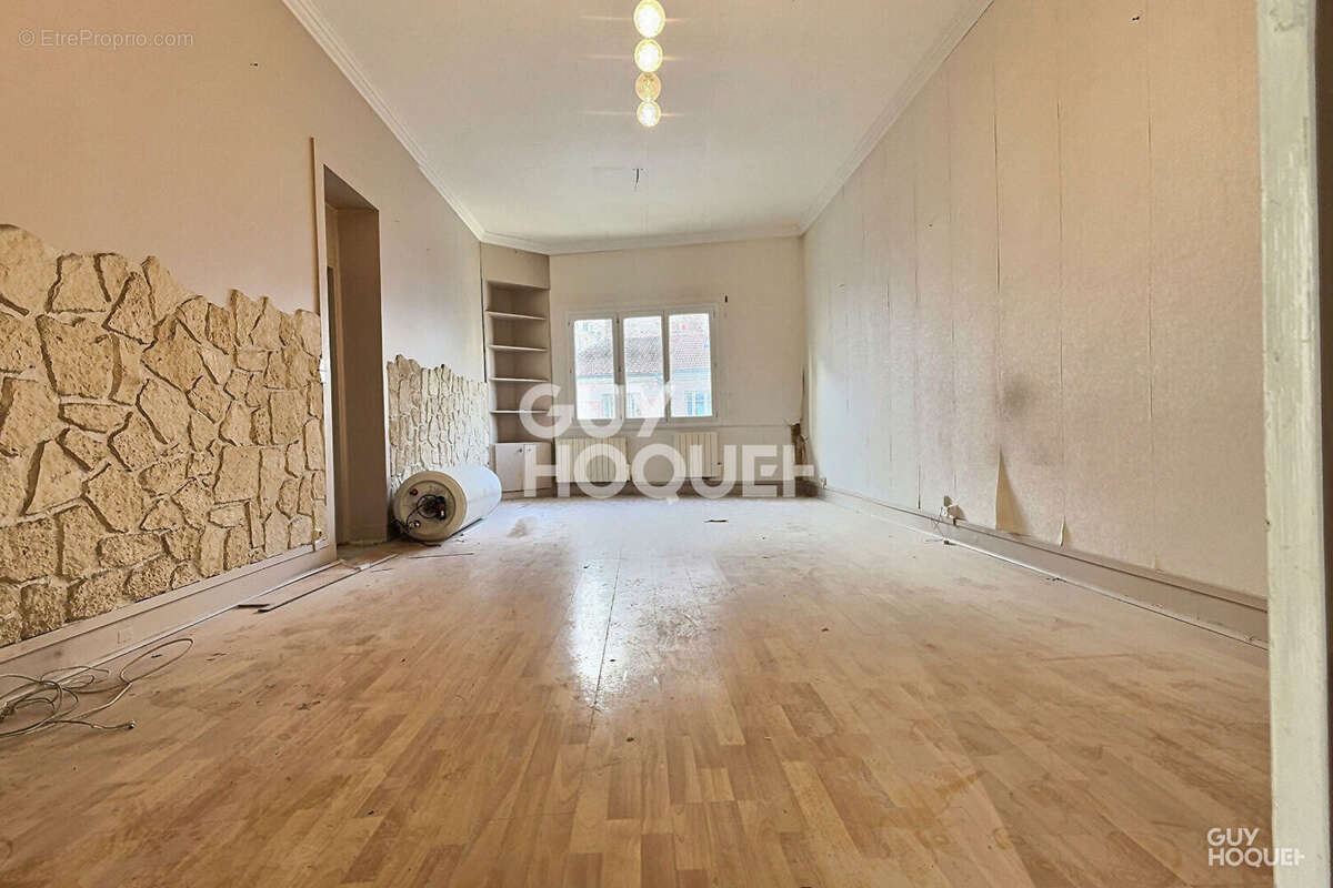 Appartement à MAISONS-ALFORT