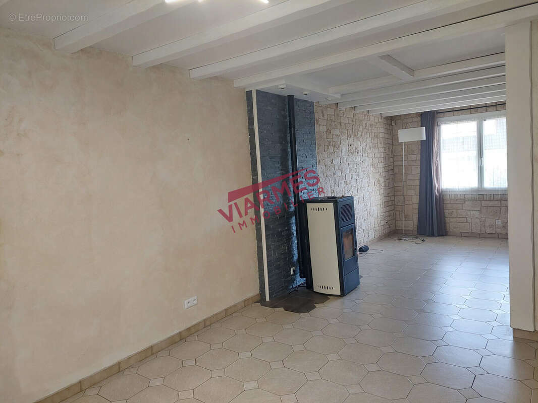 Maison à SAINT-MARTIN-DU-TERTRE