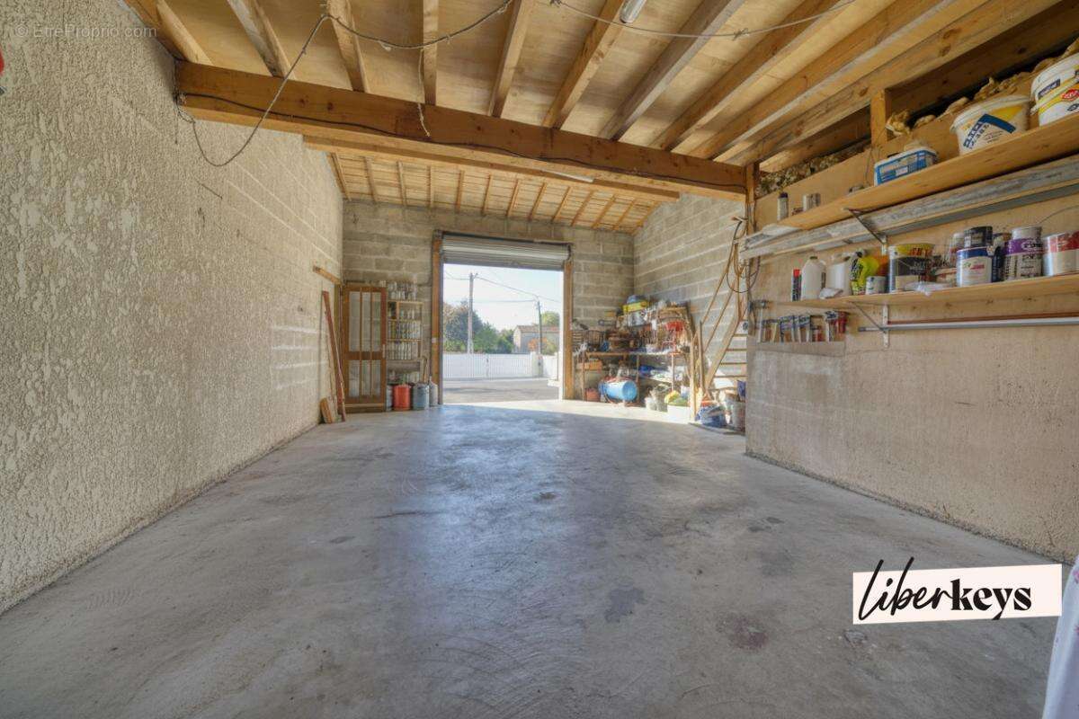 Maison à ASNIERES-LA-GIRAUD