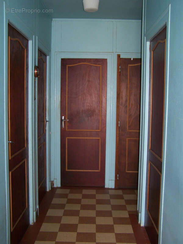 Maison à SAINT-SULPICE-LES-FEUILLES