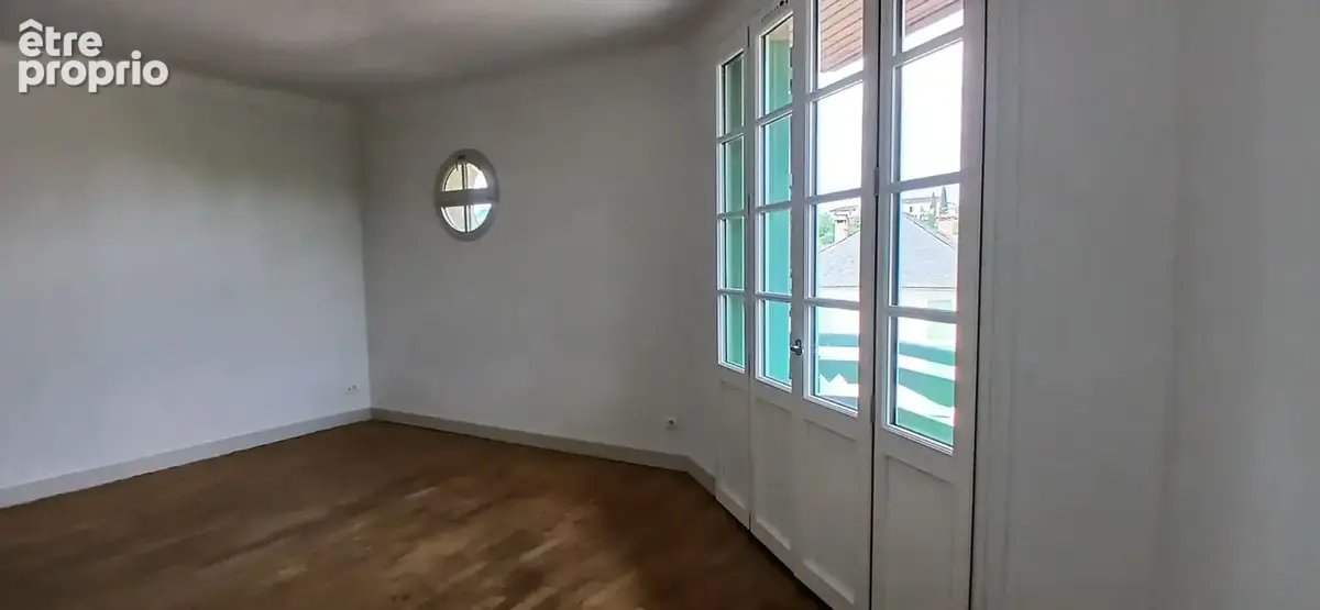 Appartement T5 à vendre à FIGEAC centre - photo 3