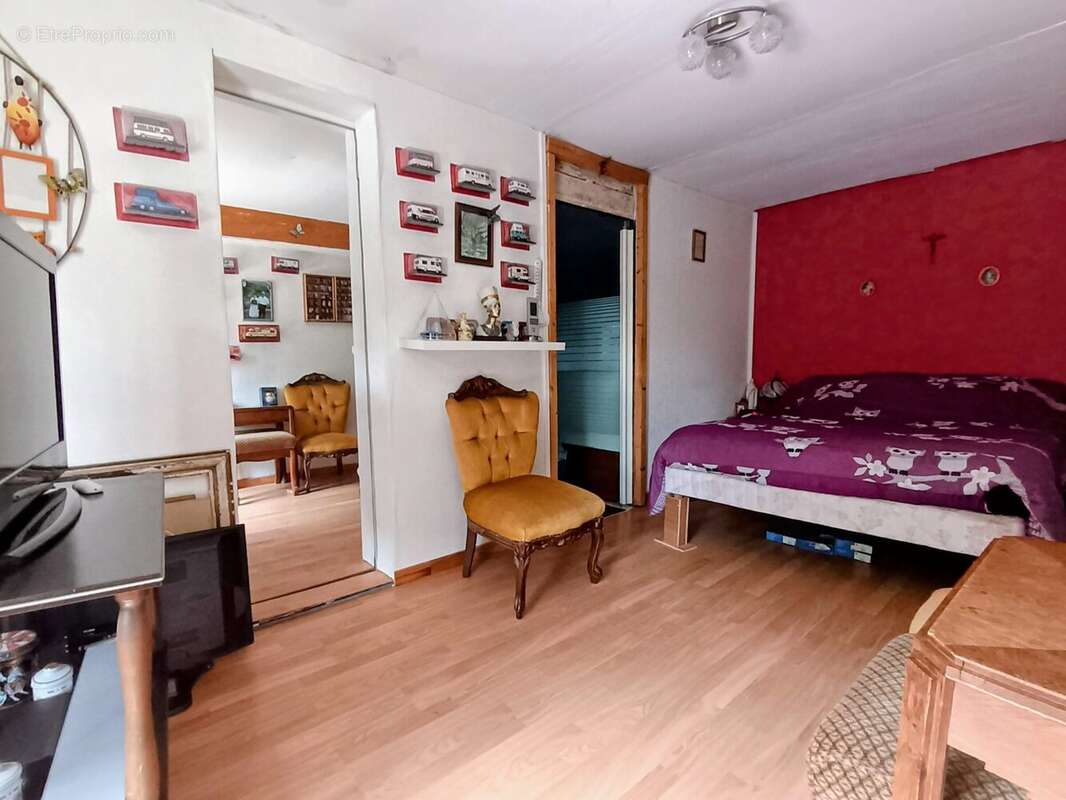 Maison à MEZIDON-CANON