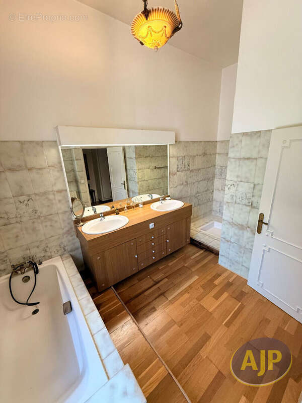 Maison à CASTELNAU-DE-MEDOC