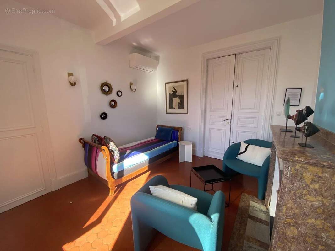 Maison à LEZIGNAN-CORBIERES