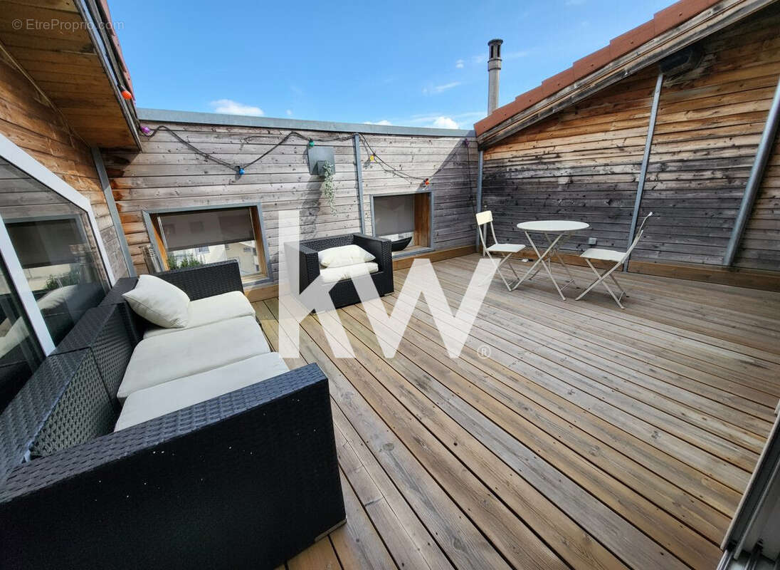 Appartement à SAINT-ETIENNE