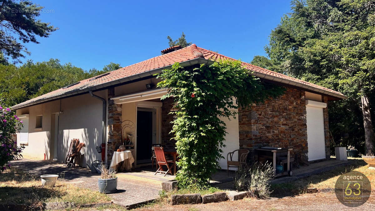 Maison 114 m² à Loubeyrat  - photo 2