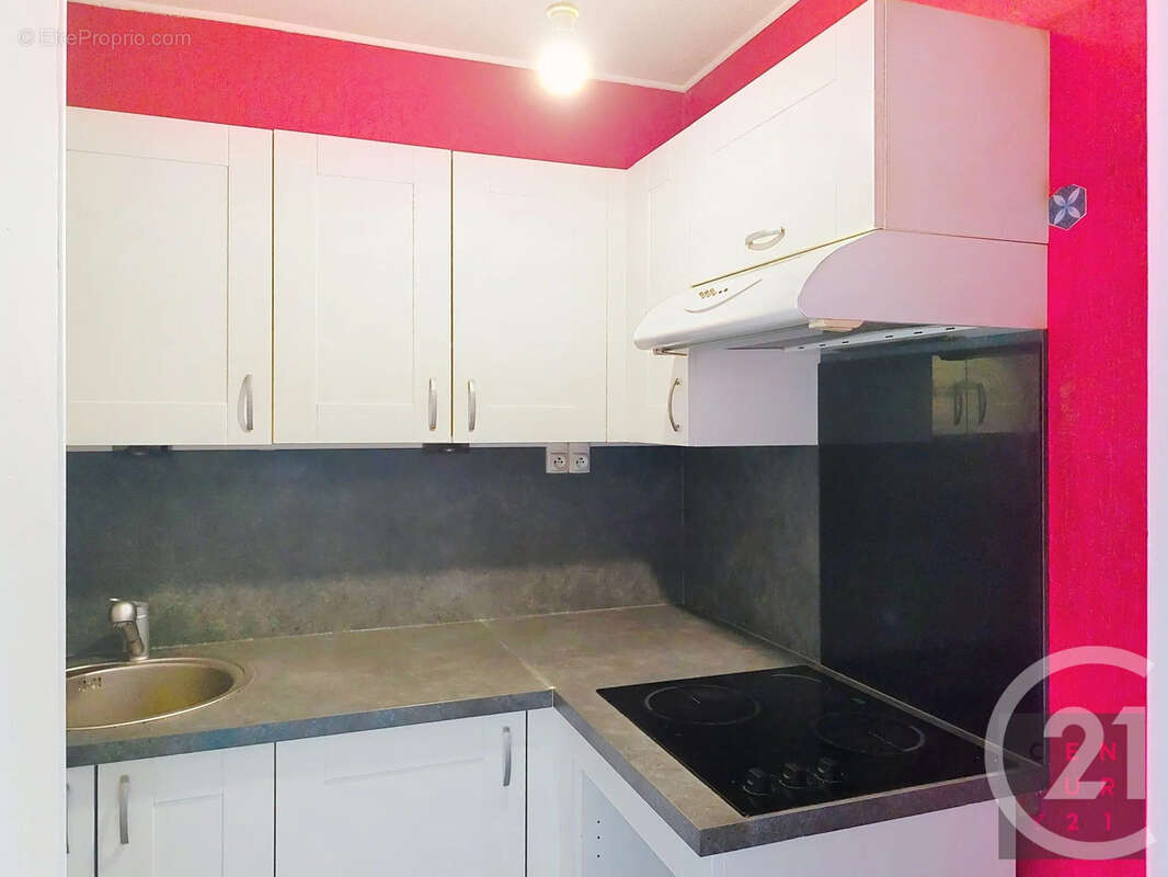 Appartement à SAINT-JULIEN-LES-VILLAS