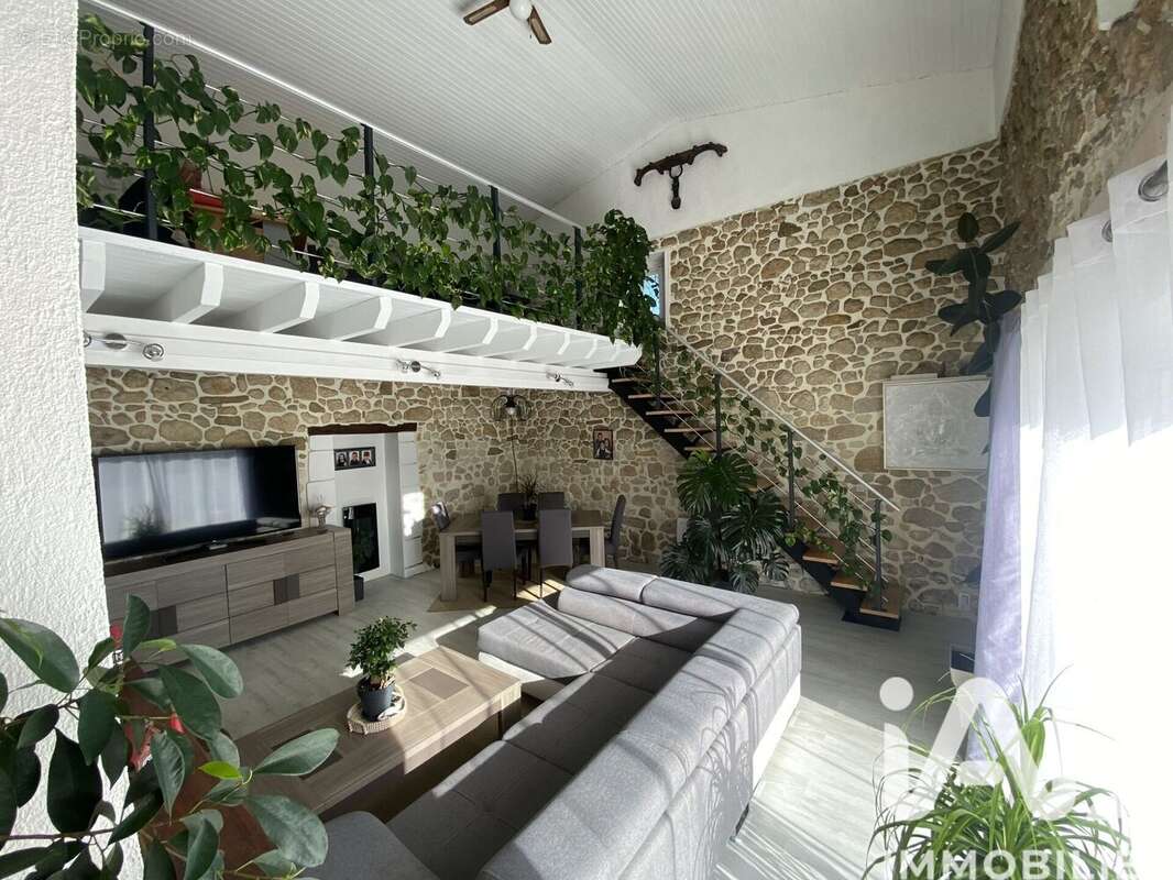 Maison 173 m² à Mombrier  - photo 7