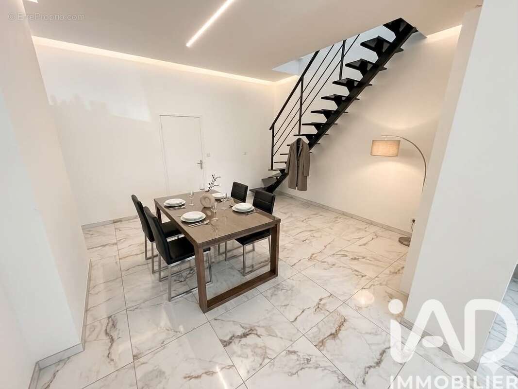 Photo 2 - Maison à ANICHE