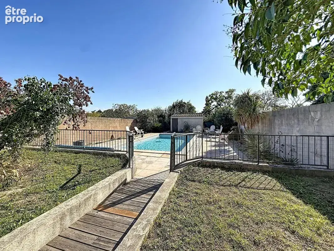 Carcassonne Quatre-Chemins - Maison familiale de 138 m² avec 4 chambres, piscine et grande terrasse - photo 5