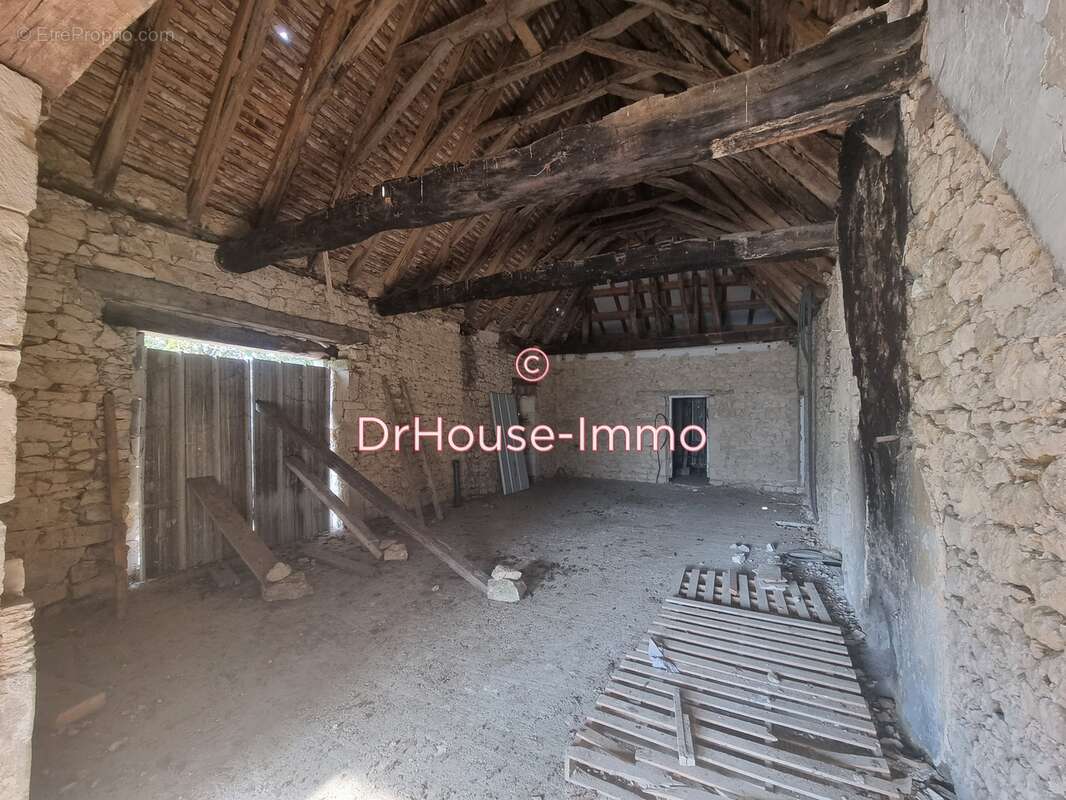 Maison à SAINT-MARTIN-DE-VILLEREAL