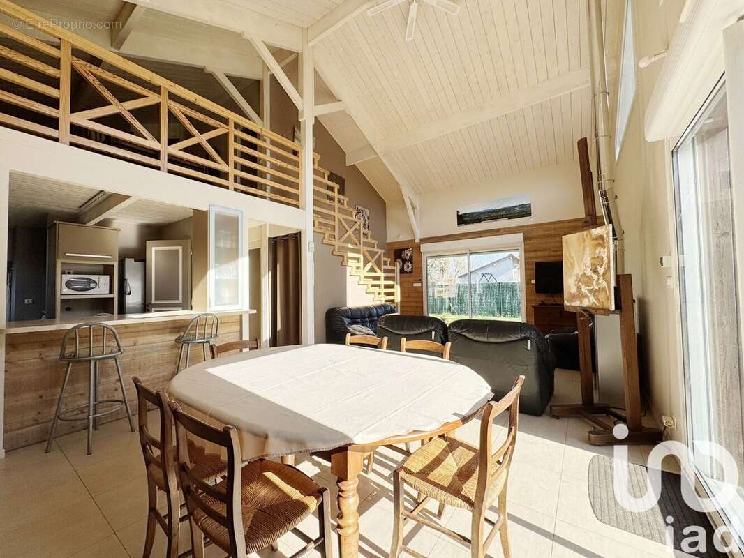 Photo 3 - Maison à IDRON