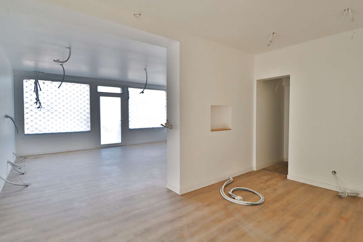 Maison à SAINT-JULIEN-LES-VILLAS